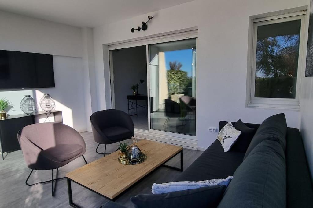 Le Neuburg Sur La Vue Climatisation Piscine Parking Appartement Sète